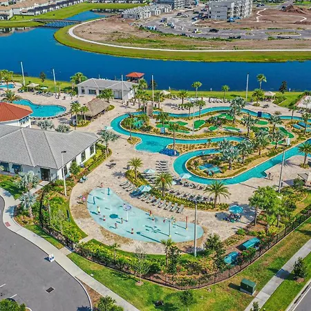 Only 5 Miles From Disney! Free Water Park! 2 Bed, 2 Bath Condo, Sleeps 8 Kissimmee Exterior photo
