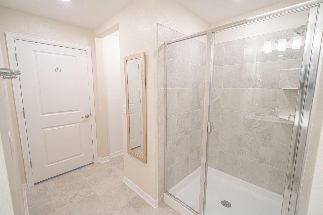 Apartamento Only 5 Miles From Disney! Free Water Park! 2 Bed, 2 Bath Condo, Sleeps 8 Kissimmee